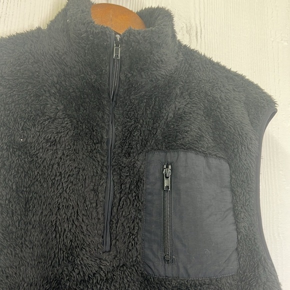 H&M - Black Fleece Half Zip Up Chest Pocket Sleeveless Pullover Vest Size XS - Picture 7 of 10
